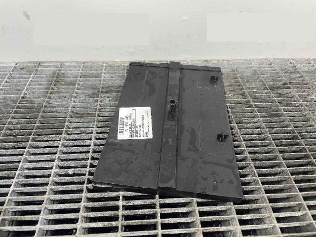 bontott RENAULT EXPRESS Akkumulátor Tartó