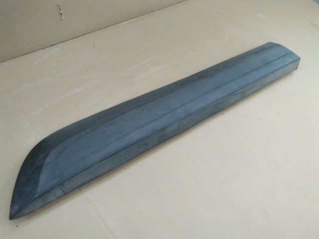 bontott RENAULT EXPRESS Jobb hátsó Ajtó Díszléc