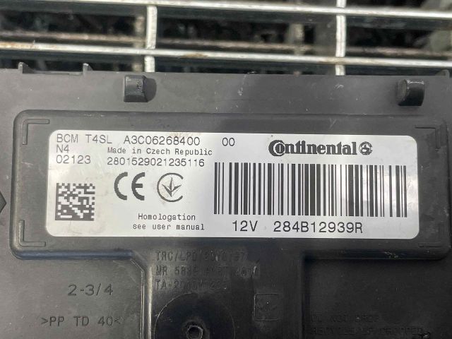 bontott RENAULT EXPRESS Komfort Elektronika