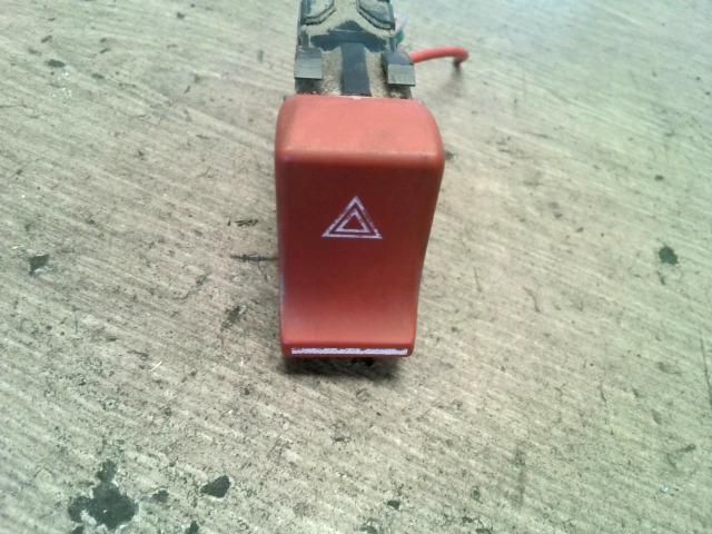 bontott RENAULT EXPRESS Vészvillogó Kapcsoló