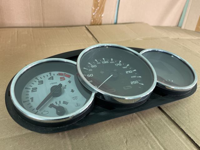 bontott RENAULT FLUENCE Kilométeróra