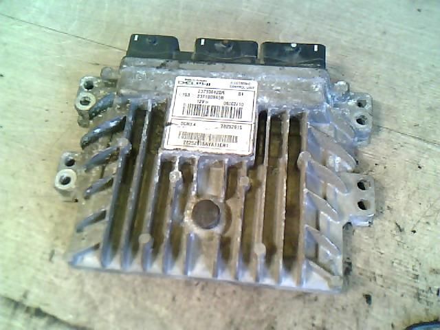 bontott RENAULT FLUENCE Motorvezérlő