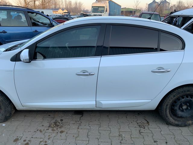 bontott RENAULT FLUENCE Bal hátsó Féknyereg Munkahengerrel