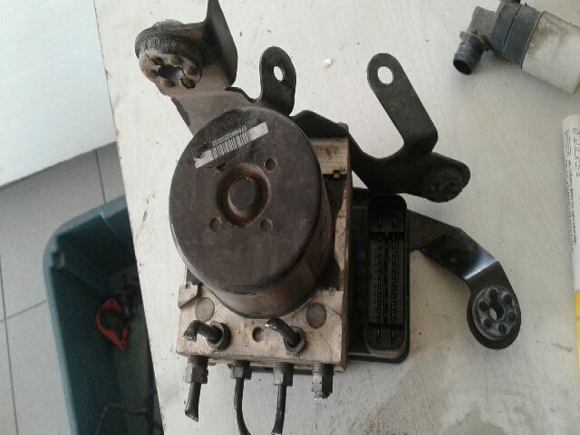 bontott RENAULT FLUENCE ABS Kocka