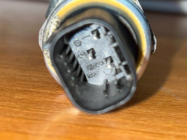 bontott RENAULT FLUENCE EGR / AGR Szelep