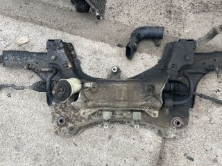 bontott RENAULT FLUENCE Első Bölcső