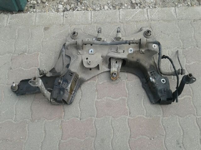 bontott RENAULT FLUENCE Első Bölcső