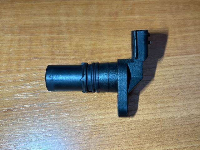 bontott RENAULT FLUENCE Főtengely Fordulatszám Jeladó