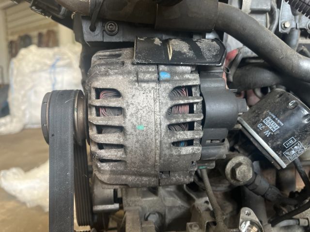 bontott RENAULT FLUENCE Generátor