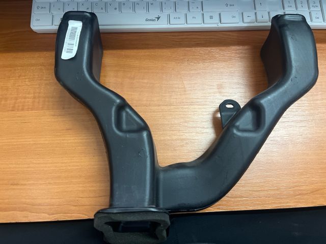 bontott RENAULT FLUENCE Légbeömlő Cső