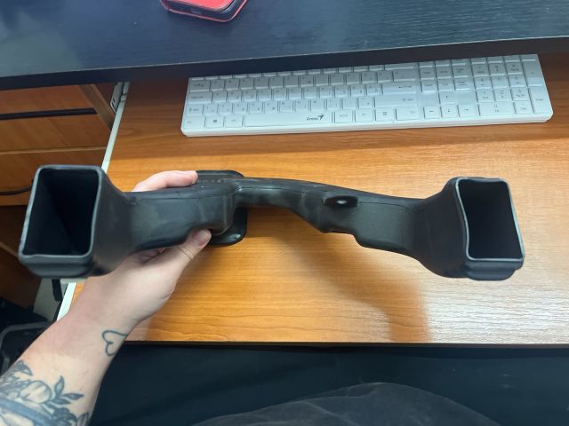 bontott RENAULT FLUENCE Légbeömlő Cső