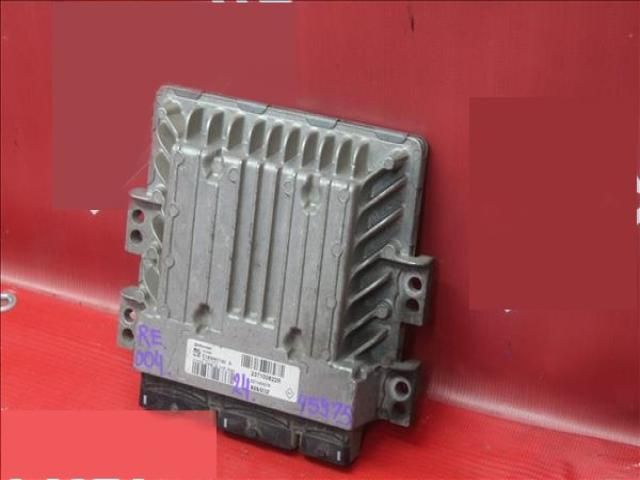 bontott RENAULT FLUENCE Motorvezérlő