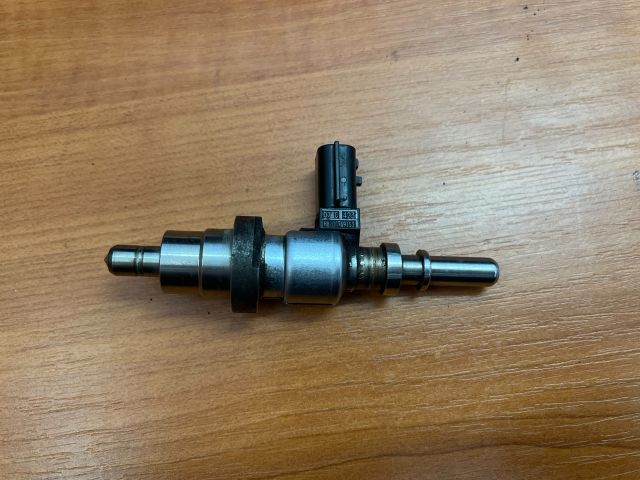 bontott RENAULT FLUENCE Porlasztó (1 db)