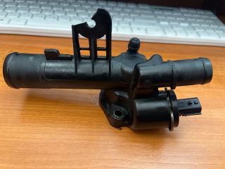 bontott RENAULT FLUENCE Termosztátház