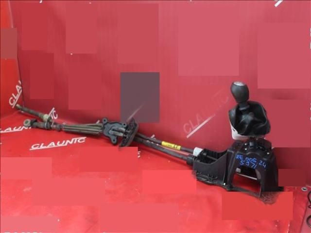 bontott RENAULT FLUENCE Váltó Kulissza