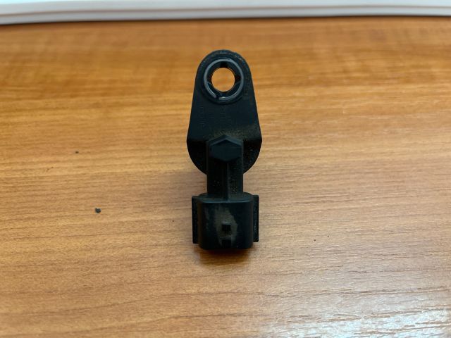 bontott RENAULT FLUENCE Vezérműtengely Fordulatszám Jeladó