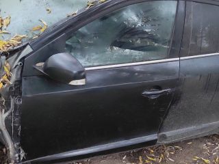 bontott RENAULT FLUENCE Bal első Ajtó (Részeivel)