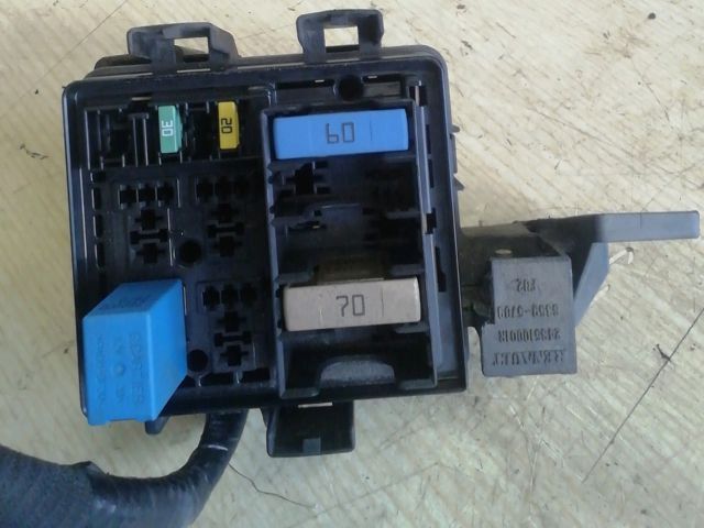 bontott RENAULT FLUENCE Biztosítéktábla Motortér