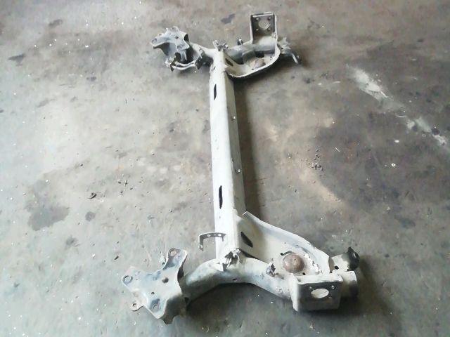 bontott RENAULT FLUENCE Hátsó Híd (Tárcsafékes)