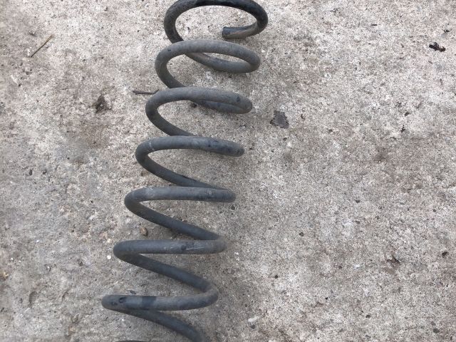 bontott RENAULT FLUENCE Hátsó Rugó