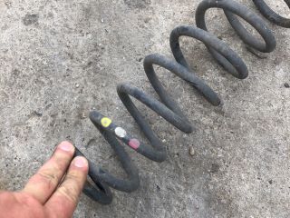 bontott RENAULT FLUENCE Hátsó Rugó