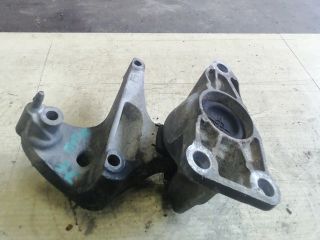 bontott RENAULT FLUENCE Motor Tartó Bak Jobb