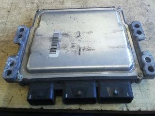 bontott RENAULT FLUENCE Motorvezérlő