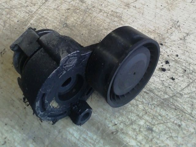 bontott RENAULT FLUENCE Vezérlés Lánc / Szíj Feszítő Görgő