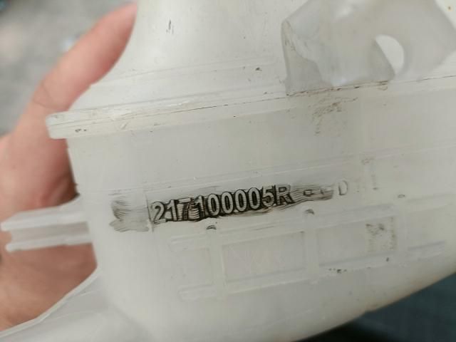 bontott RENAULT FLUENCE Kiegyenlítő Tartály