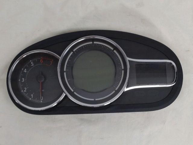 bontott RENAULT FLUENCE Kilométeróra