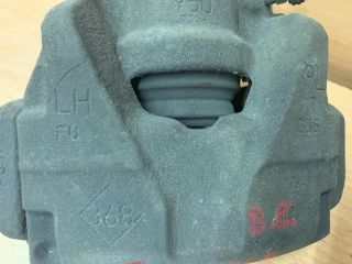 bontott RENAULT FLUENCE Bal első Féknyereg Munkahengerrel