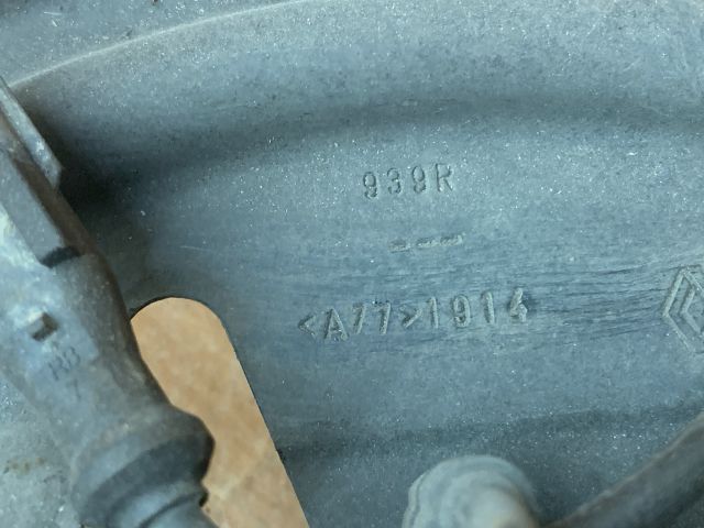 bontott RENAULT FLUENCE Jobb első Csonkállvány Kerékaggyal