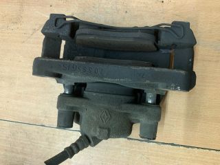 bontott RENAULT FLUENCE Jobb első Féknyereg Munkahengerrel