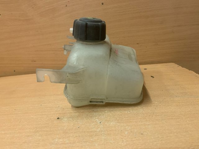 bontott RENAULT FLUENCE Kiegyenlítő Tartály