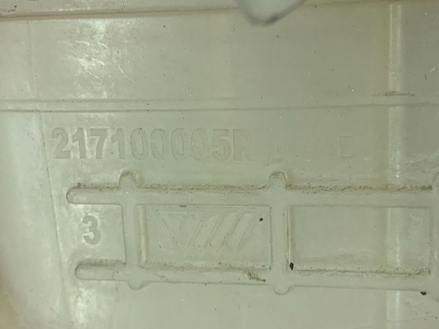 bontott RENAULT FLUENCE Kiegyenlítő Tartály