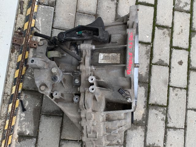 bontott RENAULT FLUENCE Váltó (Mechanikus)