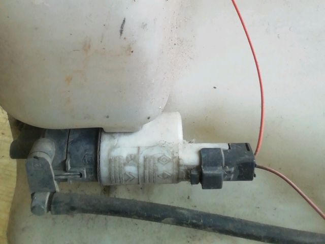 bontott RENAULT FLUENCE Ablakmosó Tartály