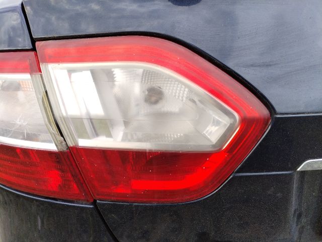 bontott RENAULT FLUENCE Bal Belső Hátsó Lámpa