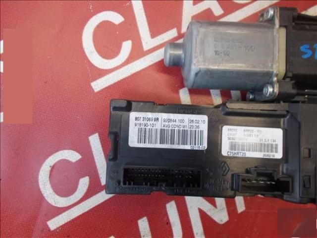 bontott RENAULT FLUENCE Bal első Ablakemelő Motor