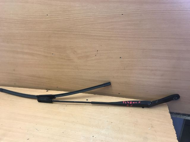 bontott RENAULT FLUENCE Bal első Ablaktörlő Kar