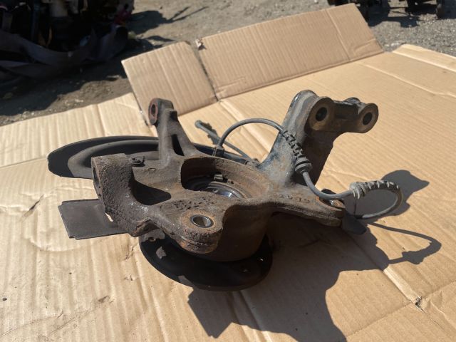 bontott RENAULT FLUENCE Bal első Csonkállvány Kerékaggyal