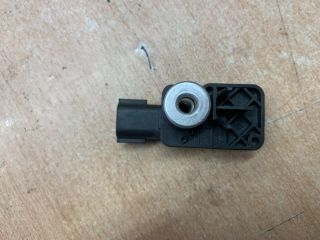 bontott RENAULT FLUENCE Bal első Oldal Ütközés Érzékelő