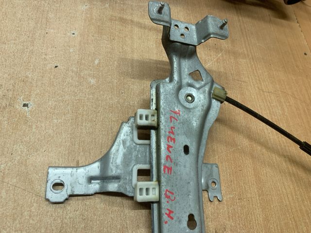 bontott RENAULT FLUENCE Bal hátsó Ablakemelő Szerkezet (Elektromos)