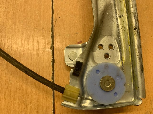 bontott RENAULT FLUENCE Bal hátsó Ablakemelő Szerkezet (Elektromos)