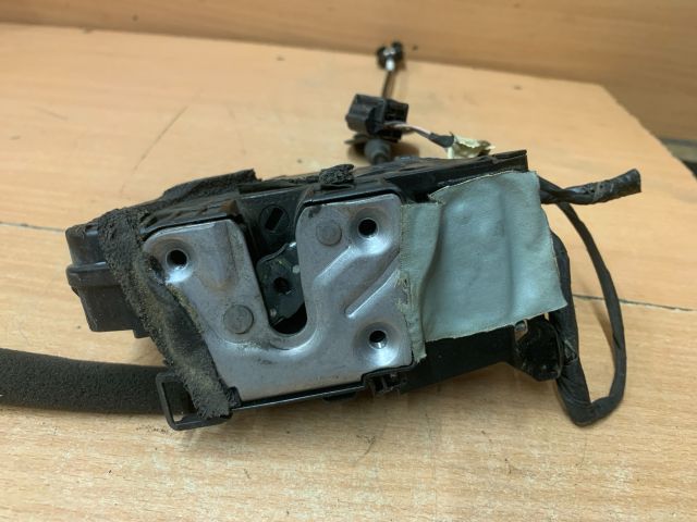 bontott RENAULT FLUENCE Bal hátsó Ajtózár