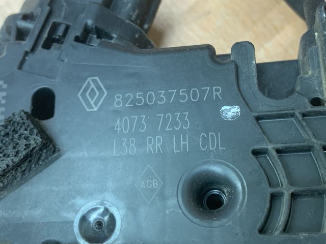 bontott RENAULT FLUENCE Bal hátsó Ajtózár