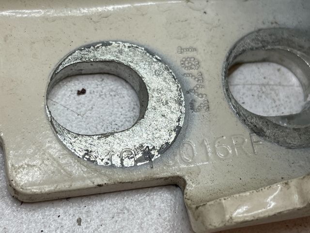 bontott RENAULT FLUENCE Bal hátsó Felső Zsanér