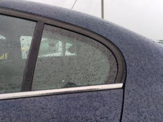 bontott RENAULT FLUENCE Bal hátsó Fixüveg (Ajtóban)