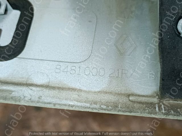 bontott RENAULT FLUENCE Csomagtérajtó Díszléc