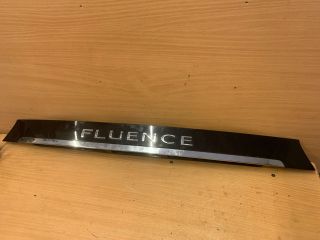 bontott RENAULT FLUENCE Csomagtérajtó Díszléc